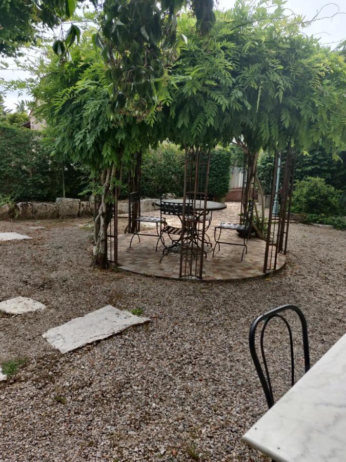 Le Logis De Lou Panzió Blars Kültér fotó